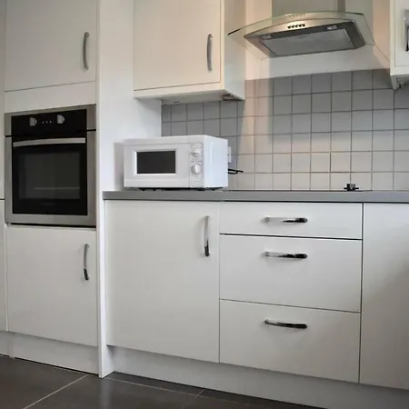 Apartment Ballsbridge 2 Bedroom With Balcony *